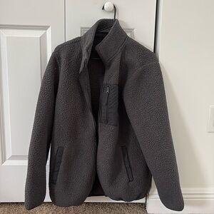 Good fellow Zip Up fuzzy sweatshirt, Size M, Gray